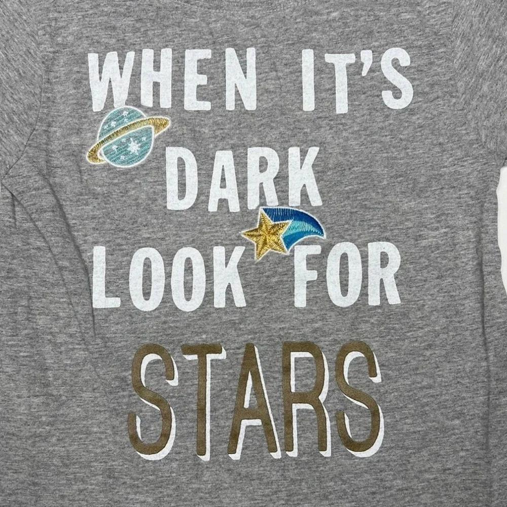 Peek‎ When It Rains Look For Rainbows When It’s Dark Look For Stars Tee